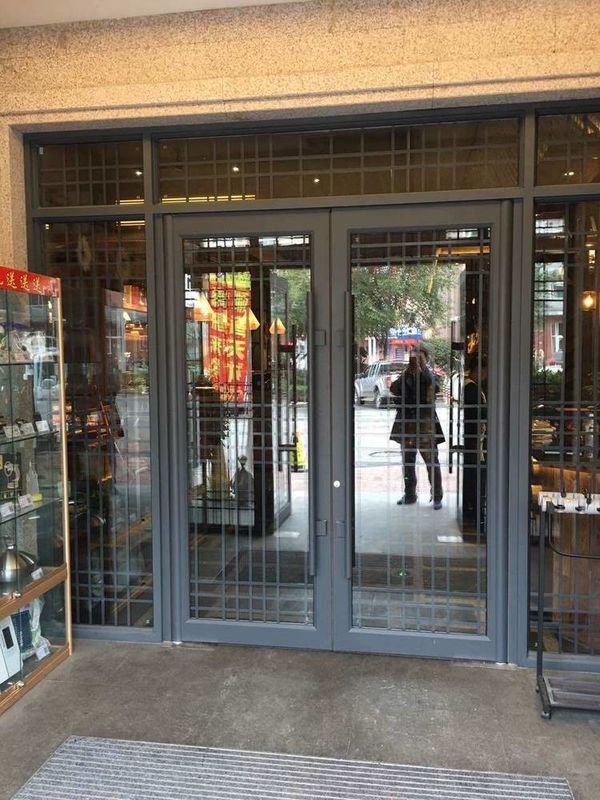Μαύρο Σίδερο Διπλό πάτωμα άνοιγμα swing πόρτες Ηλεκτρονική κλειδαριά OEM kfc πόρτα