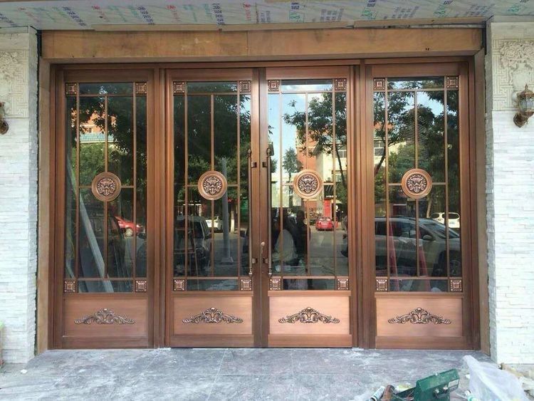 Ατσάλι αλουμινίου εξωτερικό διπλό πάτωμα άνοιγμα αυτόματη κλίση πόρτες 72x96 ODM